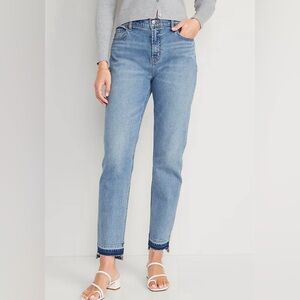 Brand New - Old Navy Mid Rise Straight Cut-off Jeans - Petit size 8